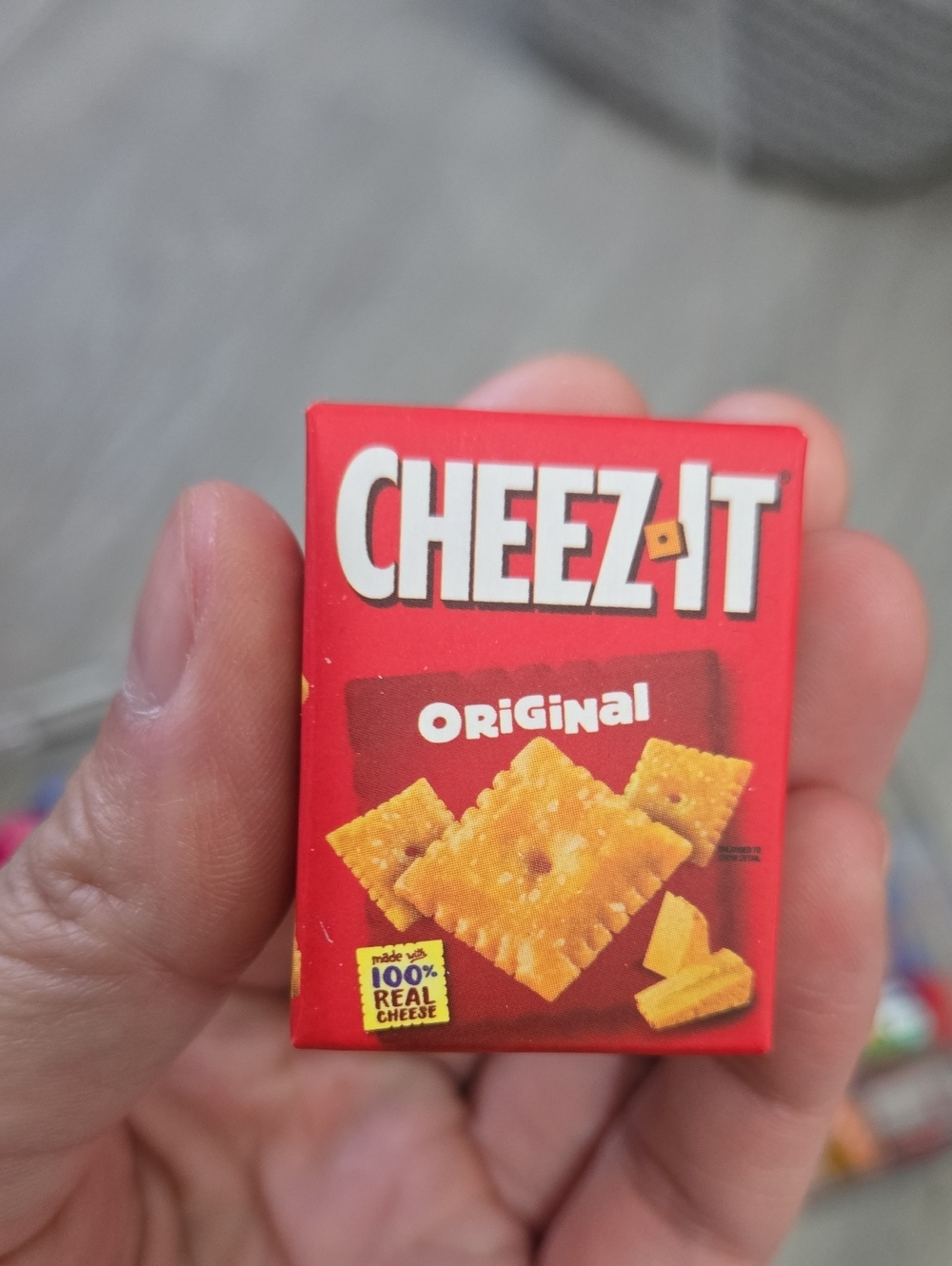 Cheez-It Original Kids Toy Snack Box - Red